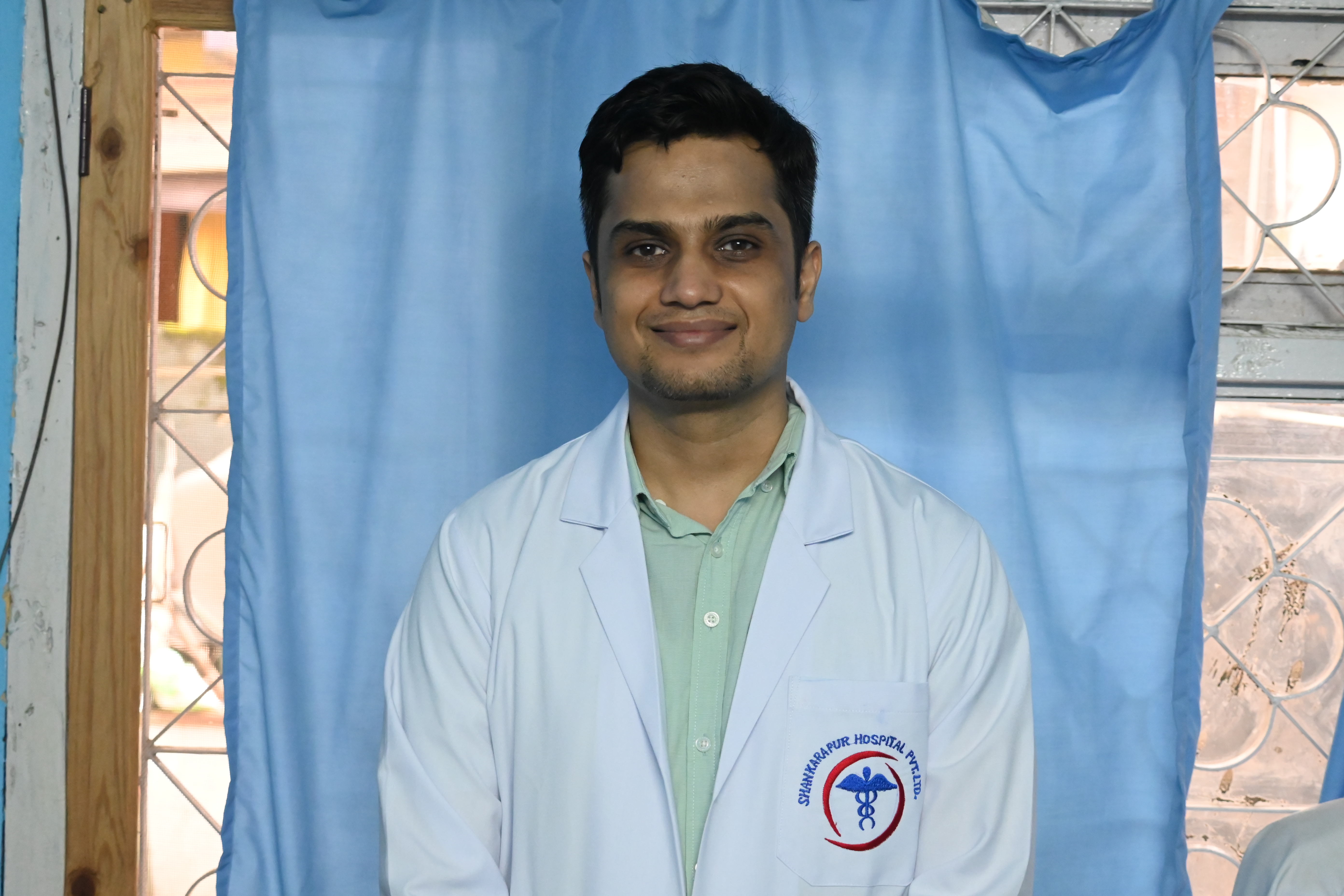 Dr. Ushant Acharya